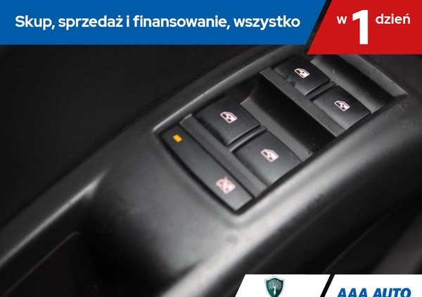 Opel Meriva cena 19000 przebieg: 258372, rok produkcji 2010 z Żarów małe 191